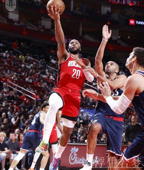 火箭险胜快船115-113:阿门表现出彩,6人发挥稳定,2人表现不佳 火箭险胜快船115-113:阿门表现出彩,6人发挥稳定,2人表现不佳